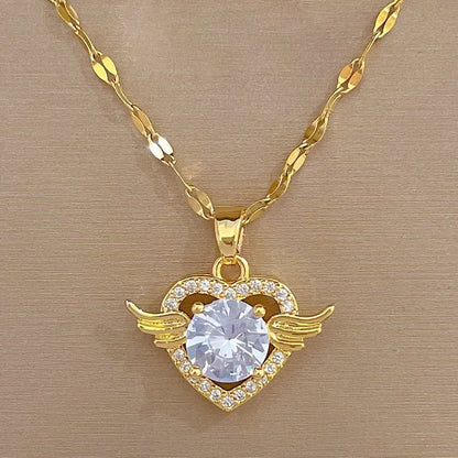 Heirloom Peach Heart – Refined Pearl Necklace