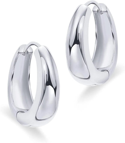 Featherlight Gold – Lightweight Hoop Earrings